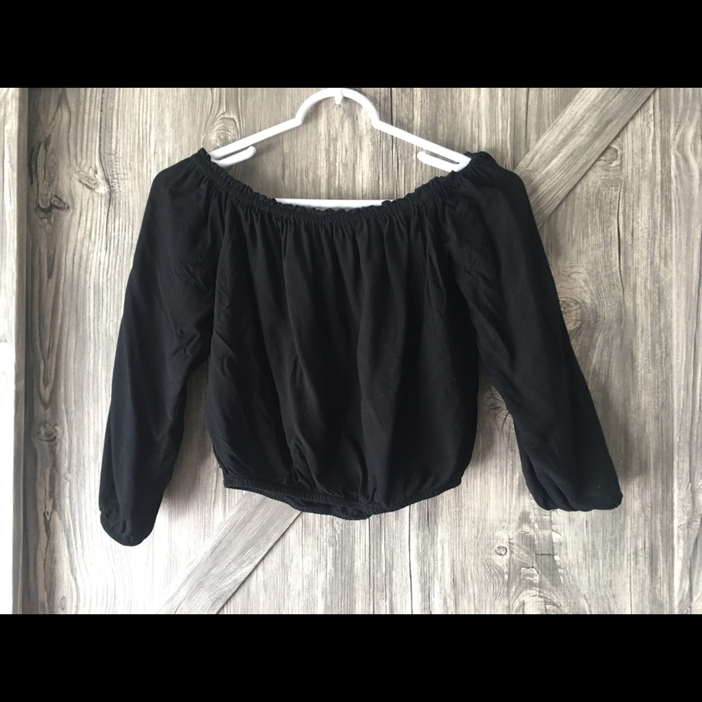 Long sleeve crop top